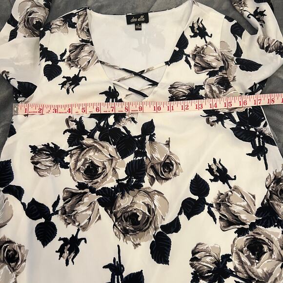 Dee Elle Flowered Boho Dress Black White Size Small - Picture 14 of 15